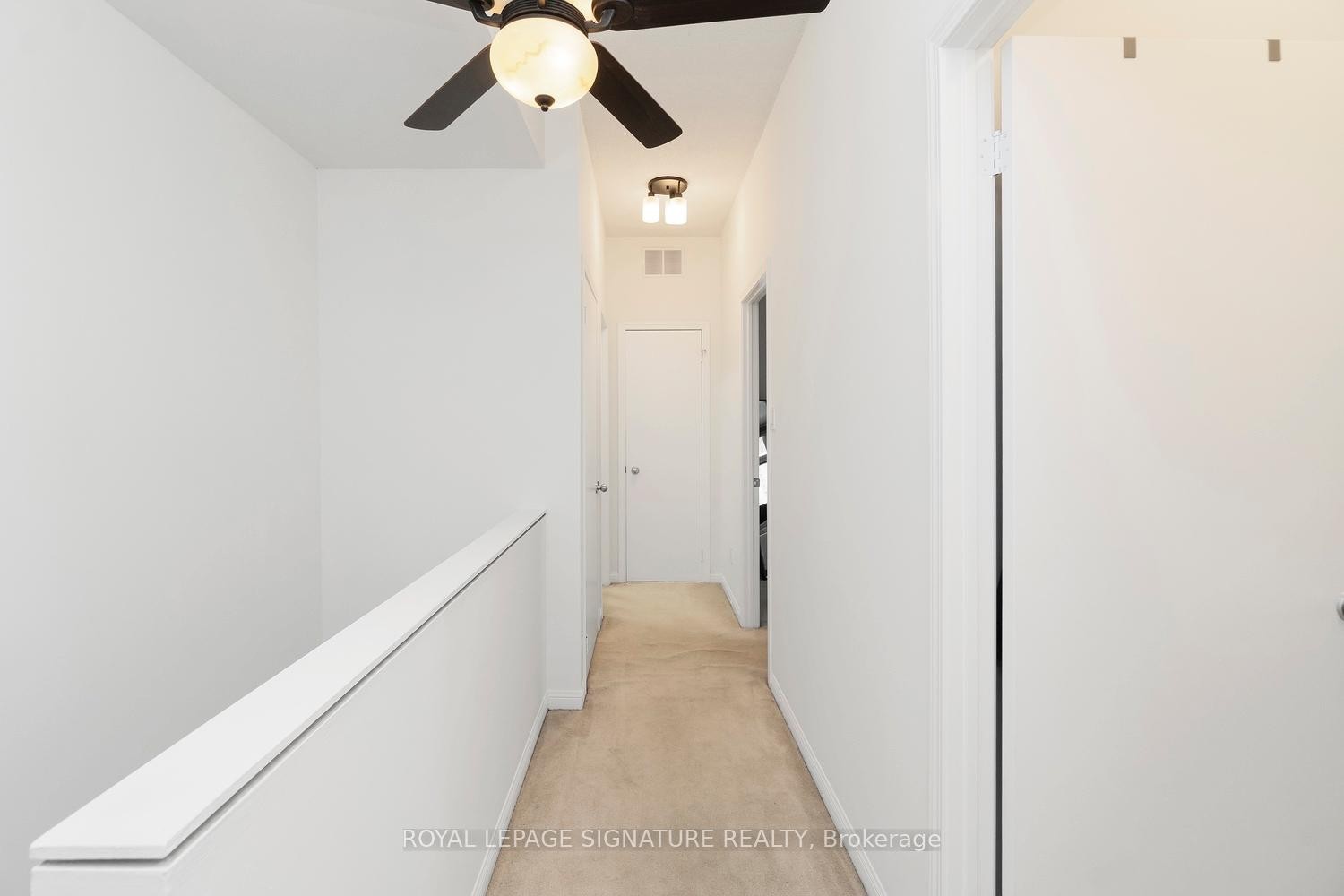 









550


Front

Street West, 207,
Toronto,




ON
M5V 3N5

