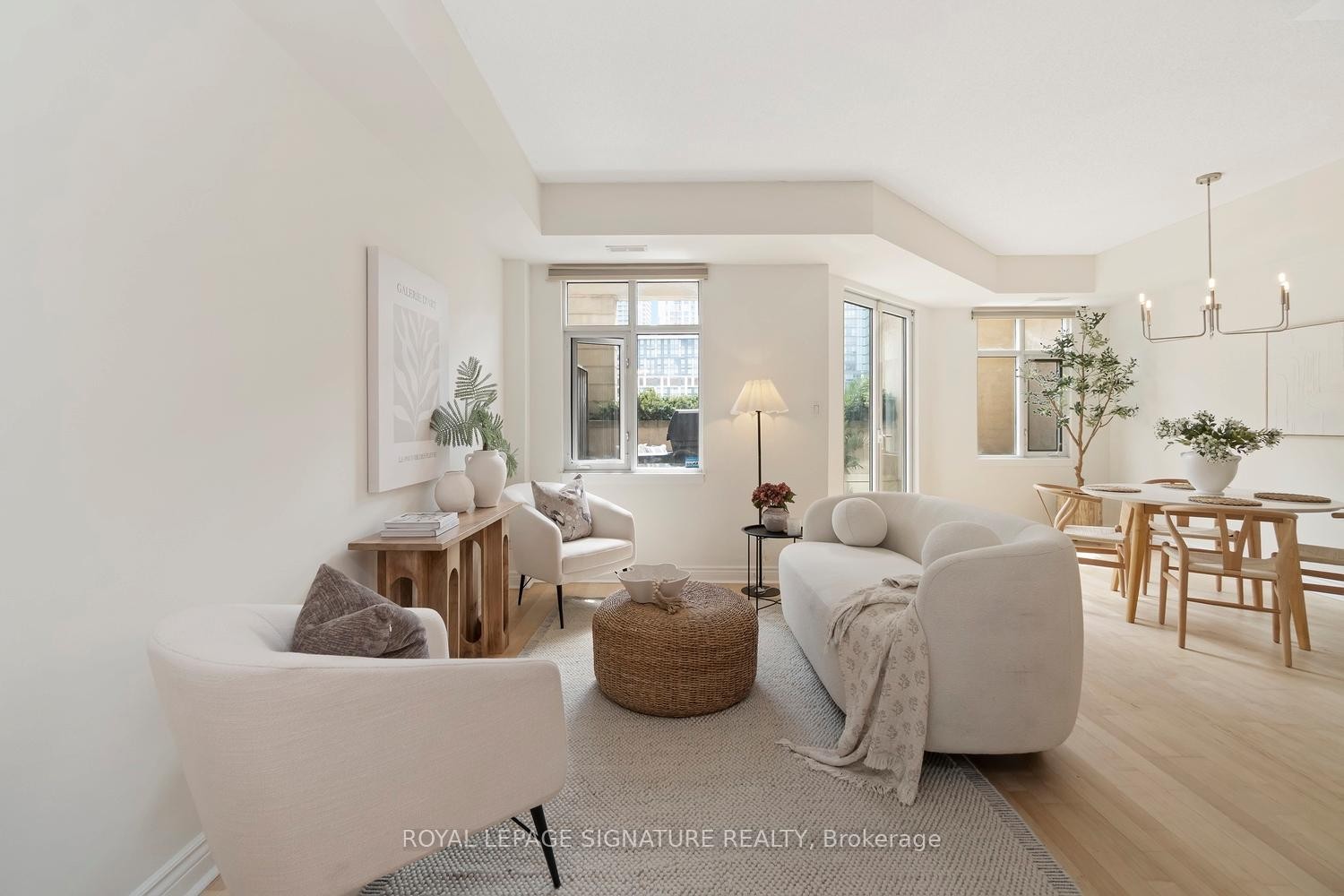 









550


Front

Street West, 207,
Toronto,




ON
M5V 3N5


