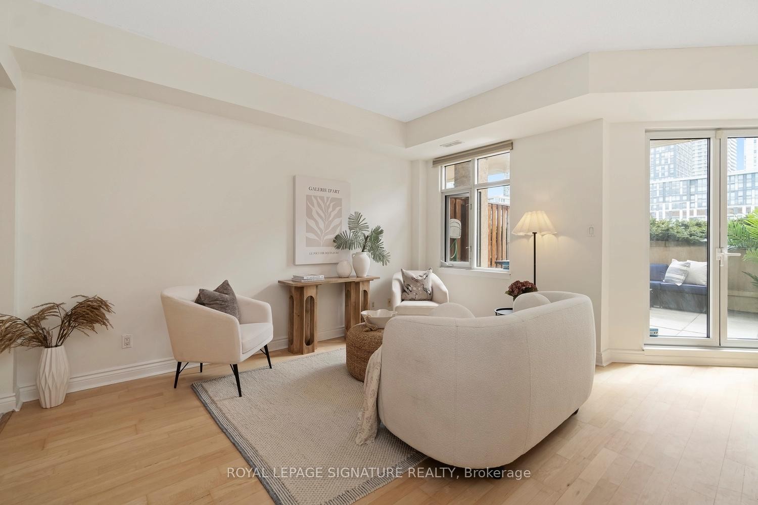 









550


Front

Street West, 207,
Toronto,




ON
M5V 3N5

