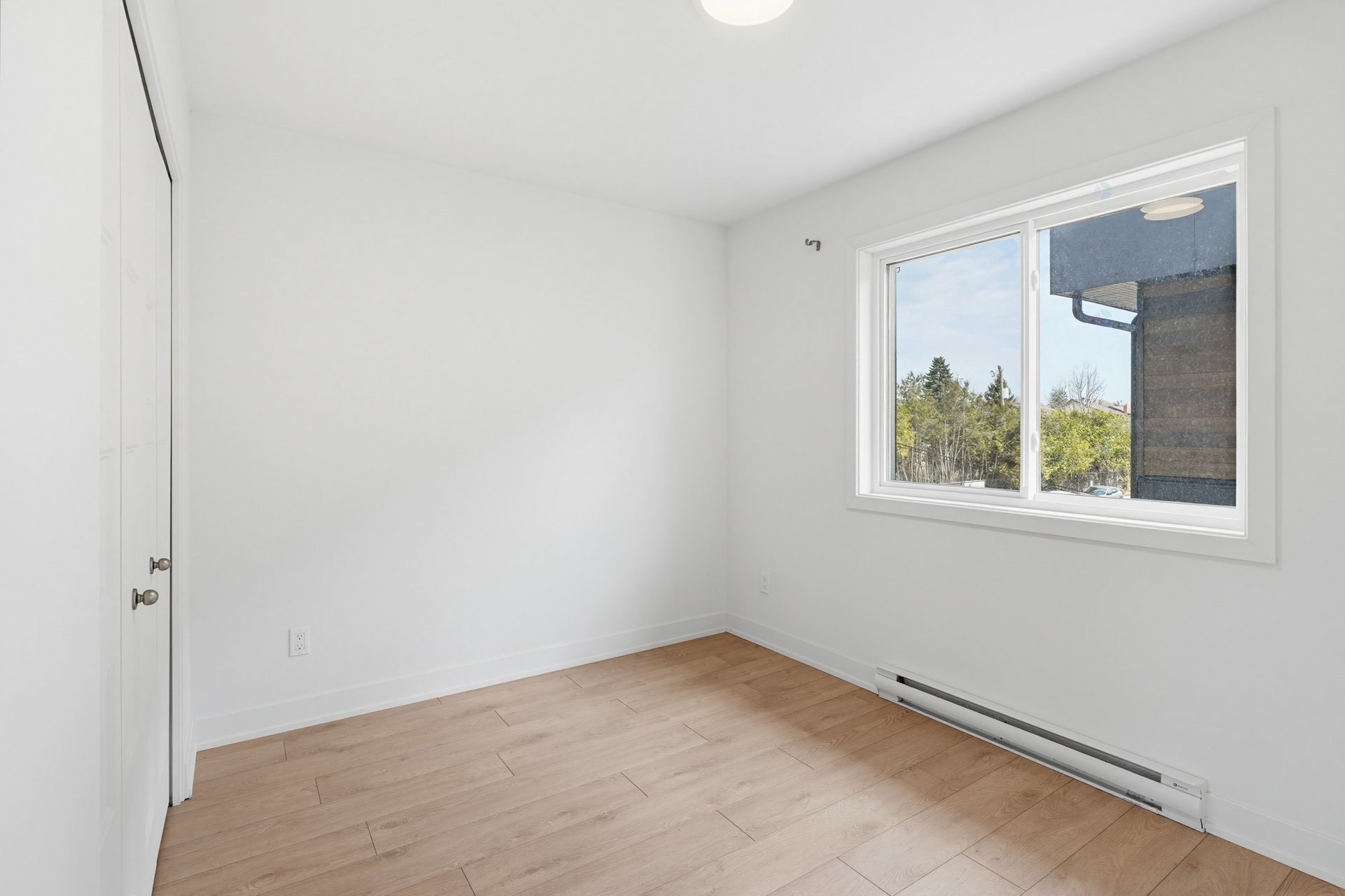 









24

 - 26


Rue des Sables

,
Gatineau (Gatineau),




QC
J8P7X6

