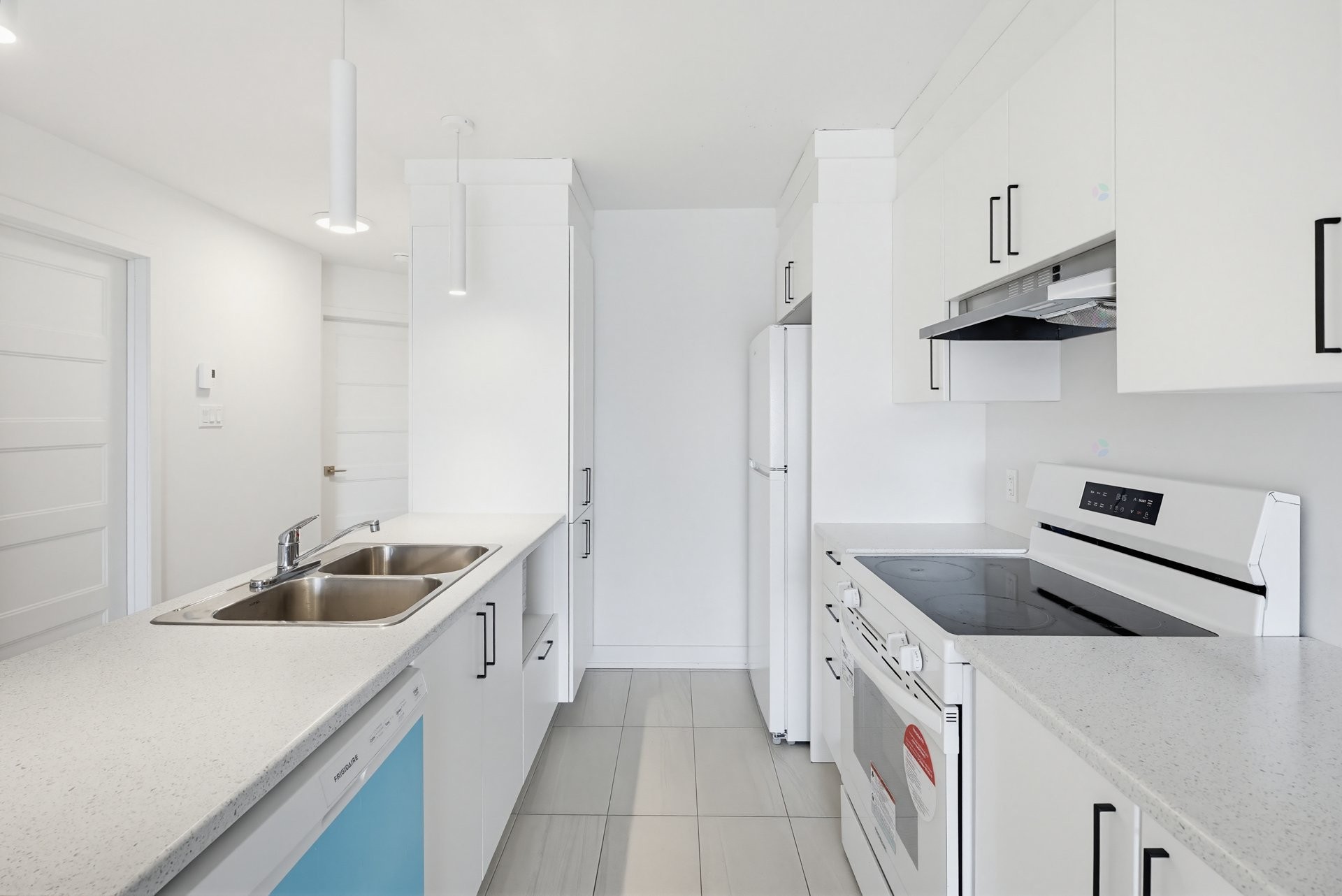 









24

 - 26


Rue des Sables

,
Gatineau (Gatineau),




QC
J8P7X6

