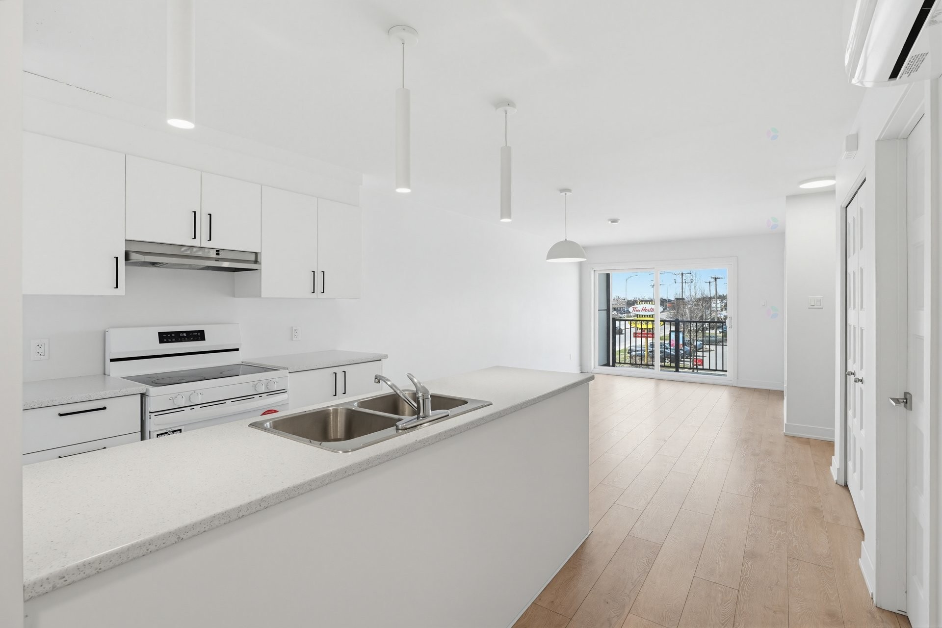 









24

 - 26


Rue des Sables

,
Gatineau (Gatineau),




QC
J8P7X6

