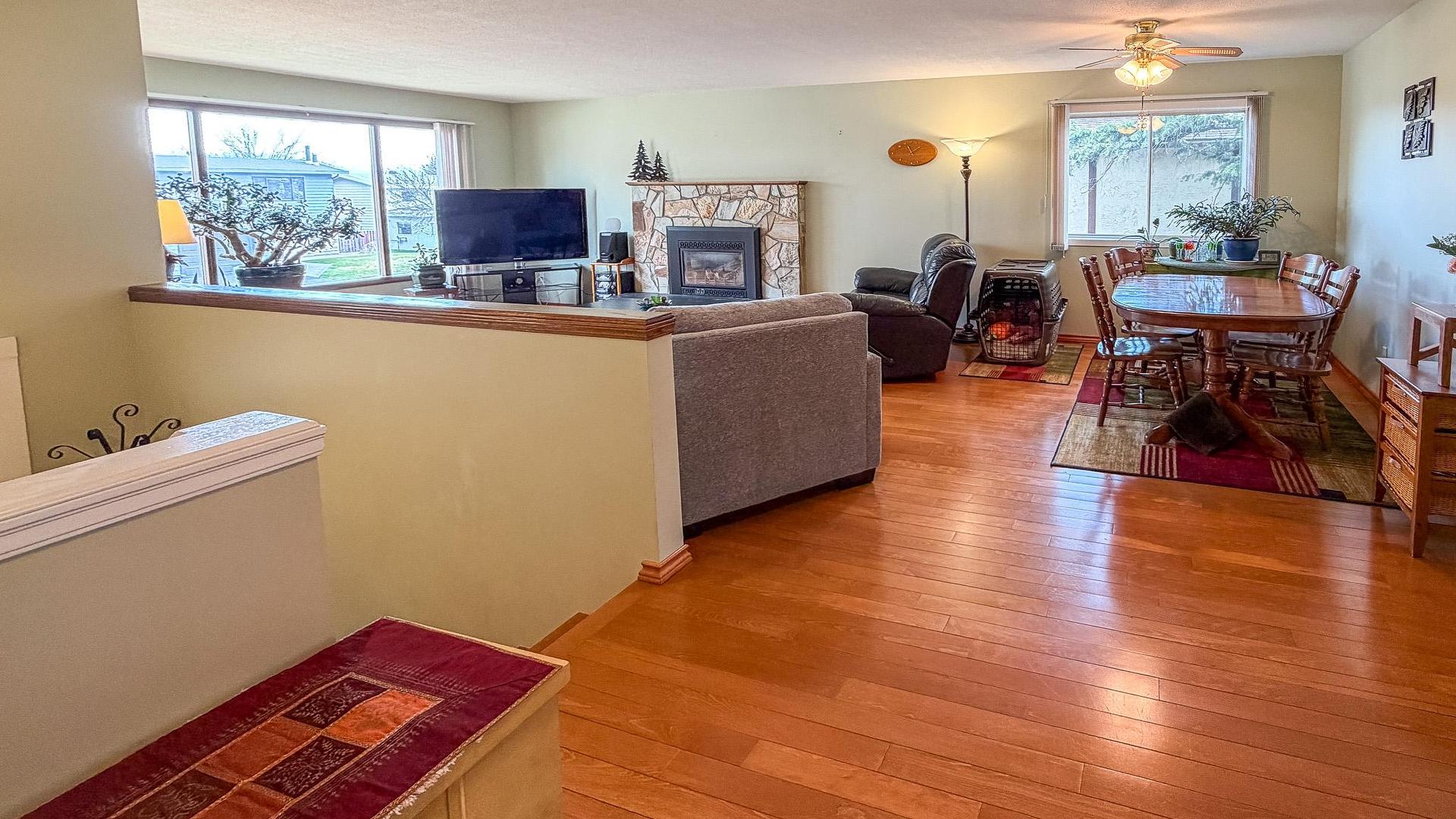 









1317


16th

Street,
Cranbrook,




BC
V1C 5K5

