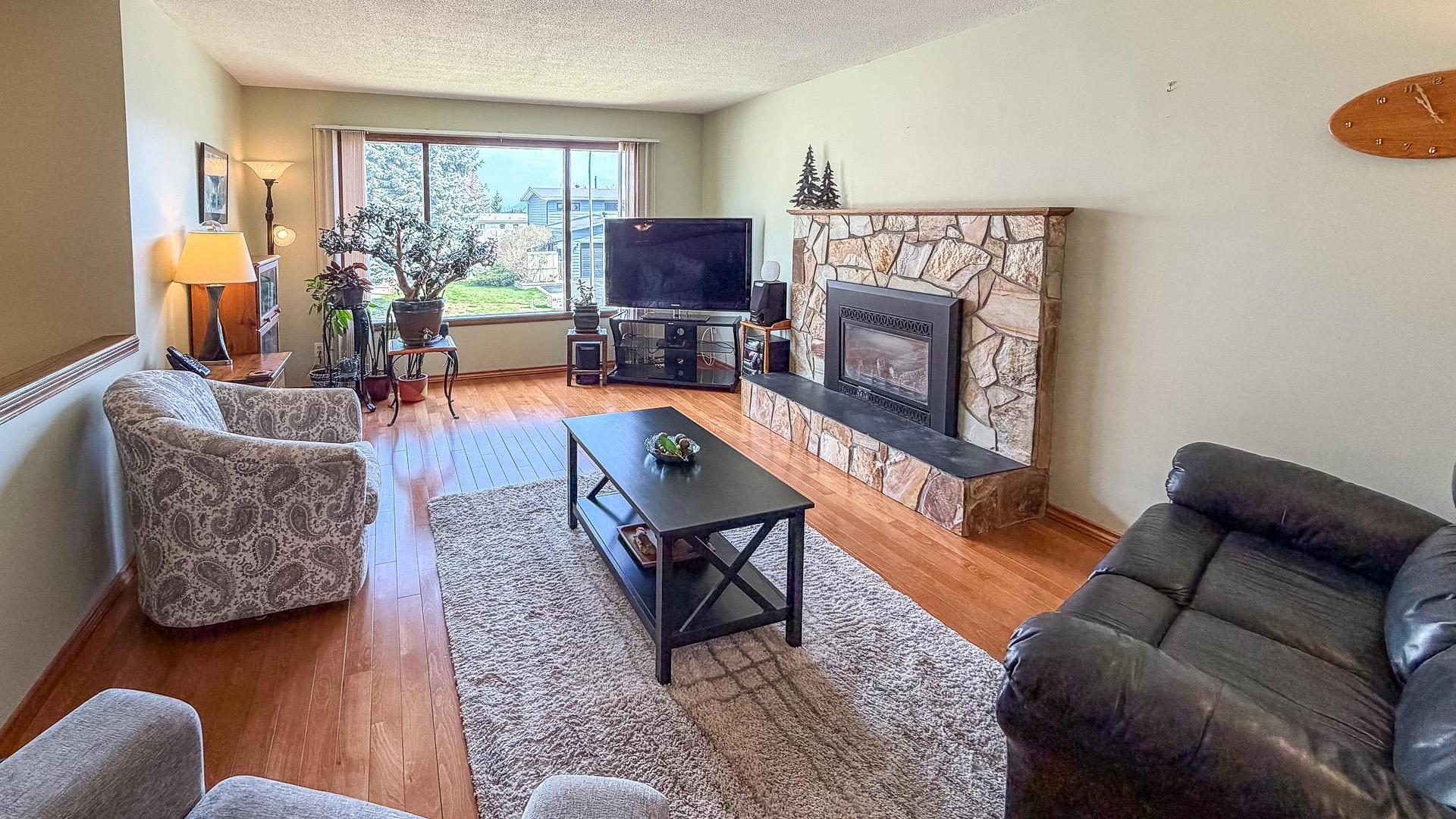 









1317


16th

Street,
Cranbrook,




BC
V1C 5K5

