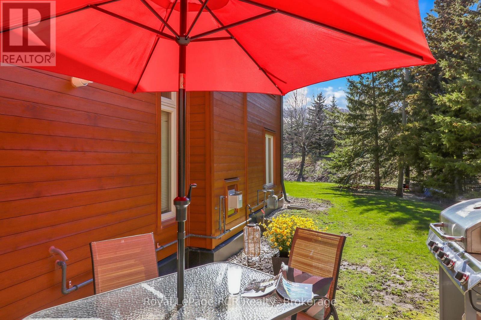 












113 - 110 FAIRWAY COURT

,
Blue Mountains,




Ontario
L9Y0P8


