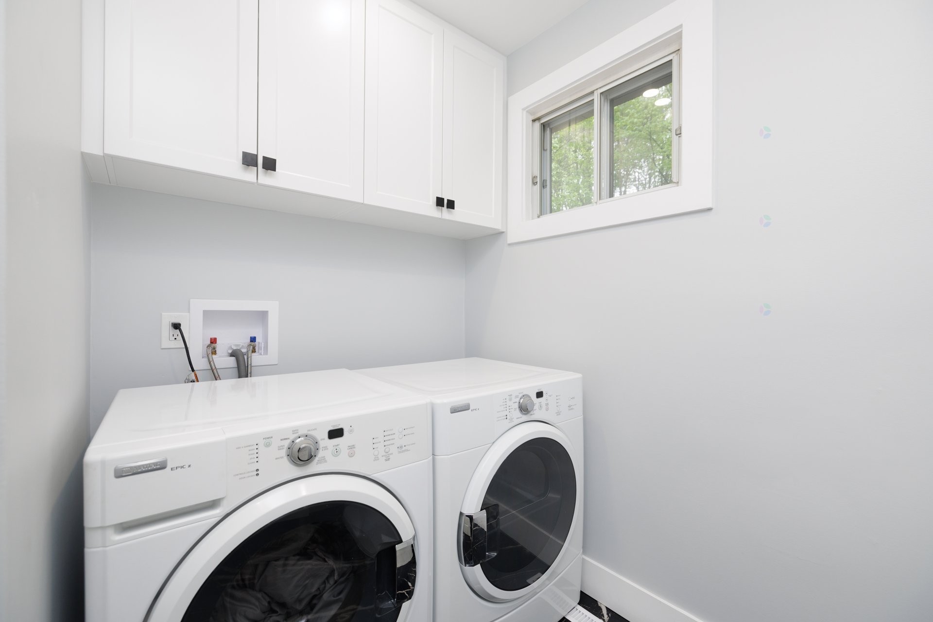 









2404


Place Jubilee

,
Saint-Lazare,




QC
J7T2B1

