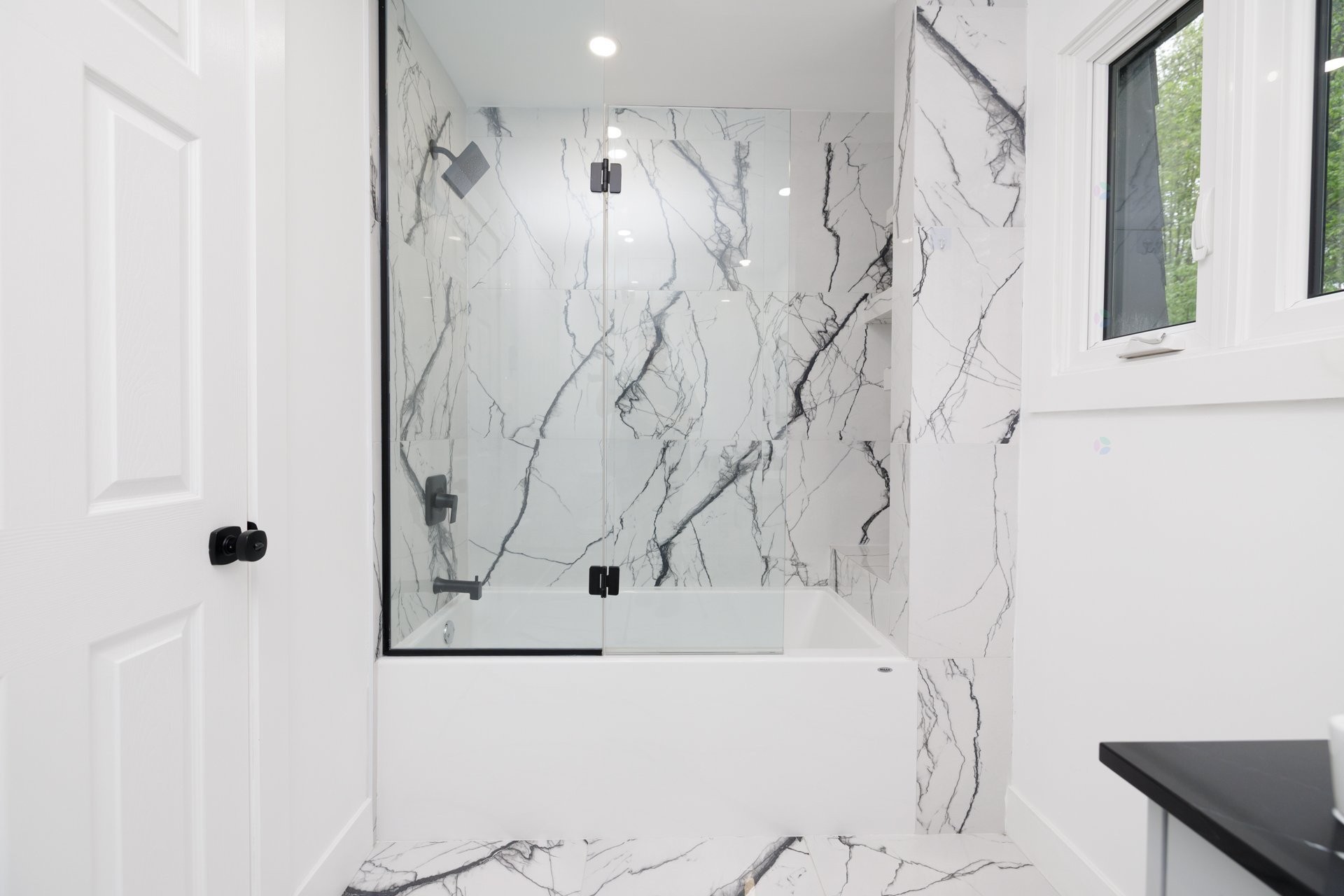 









2404


Place Jubilee

,
Saint-Lazare,




QC
J7T2B1

