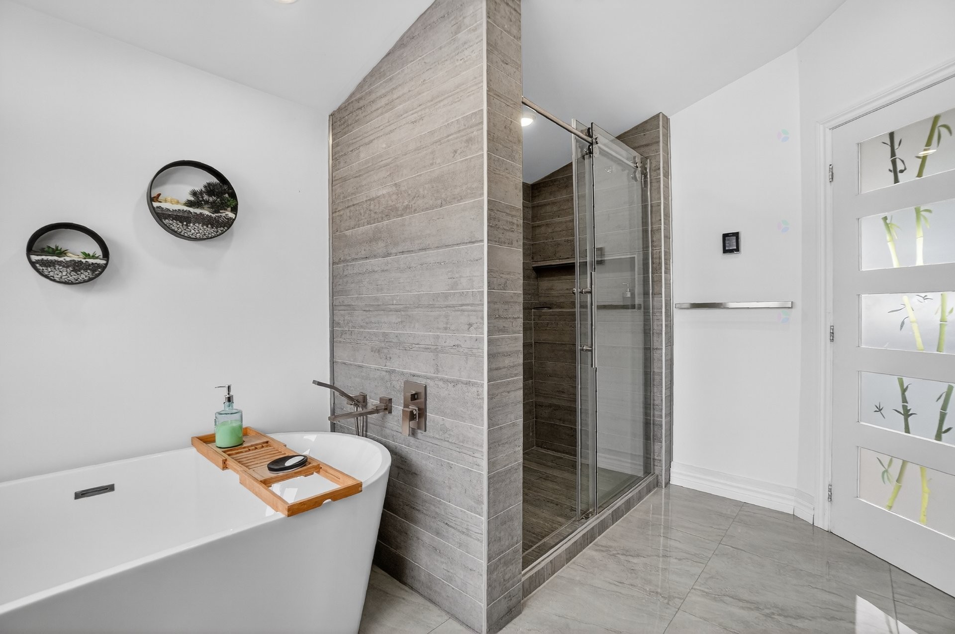 









116


Rue Béram

,
L'Épiphanie,




QC
J5X3J5

