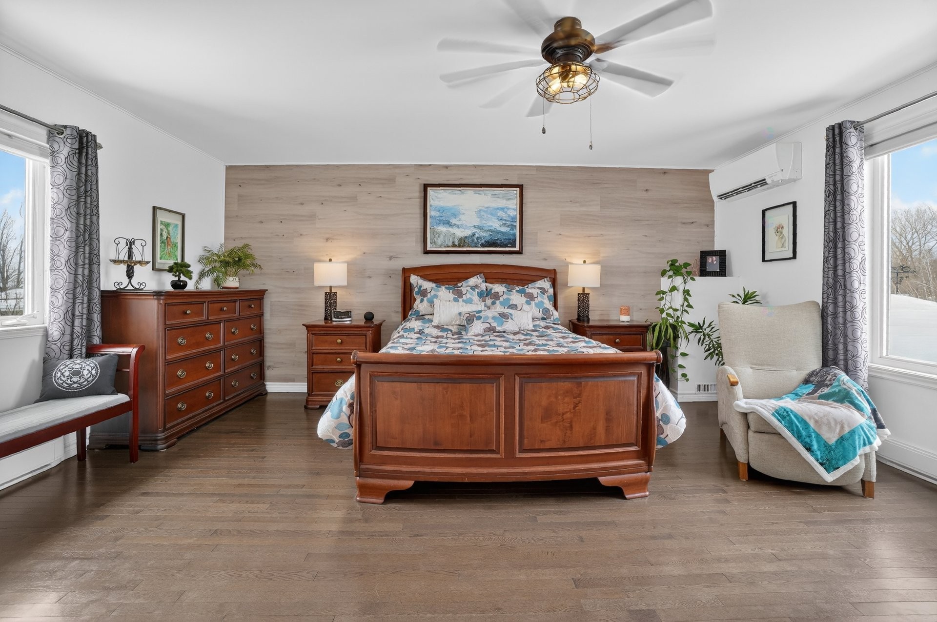 









116


Rue Béram

,
L'Épiphanie,




QC
J5X3J5

