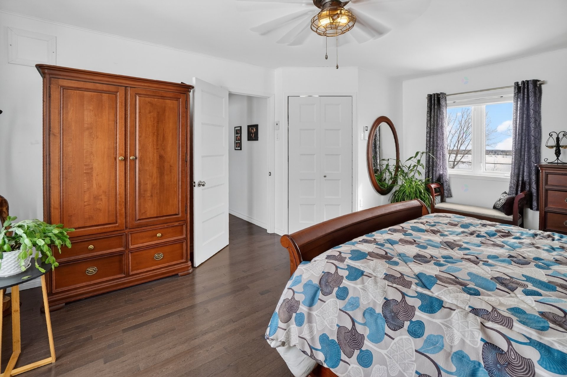 









116


Rue Béram

,
L'Épiphanie,




QC
J5X3J5

