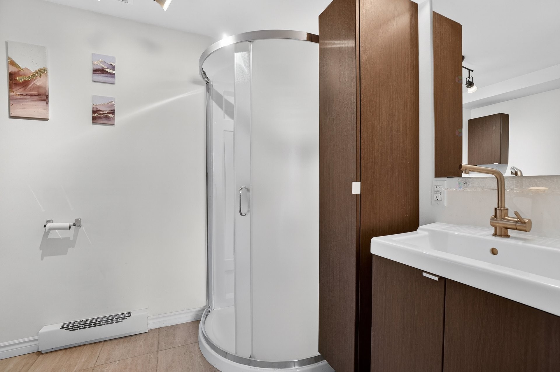 









116


Rue Béram

,
L'Épiphanie,




QC
J5X3J5

