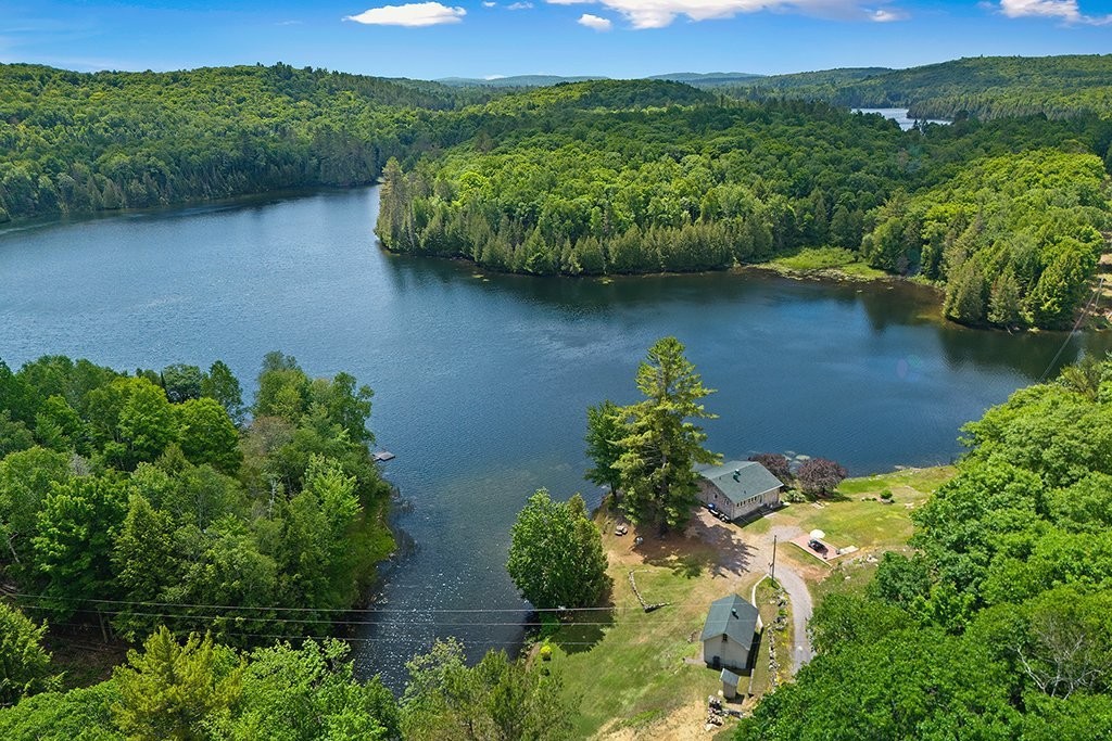 









50


Ch. du Lac-Cassel

,
Low,




QC
J0X2C0

