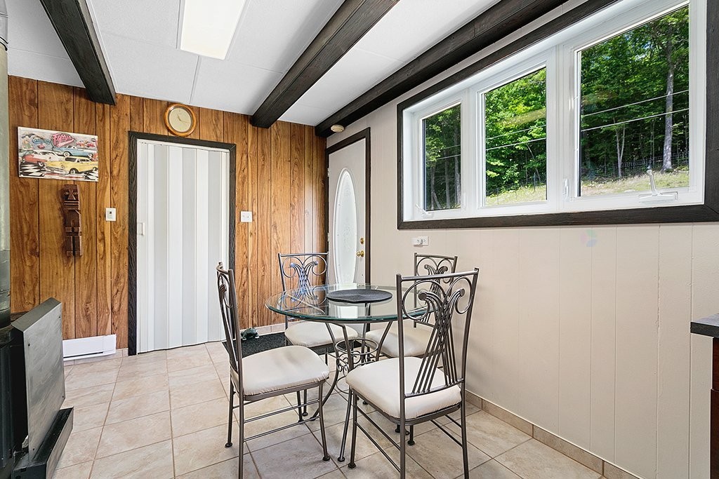









50


Ch. du Lac-Cassel

,
Low,




QC
J0X2C0

