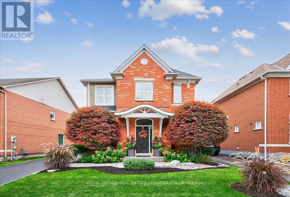 












519 RIVER GLEN BOULEVARD

,
Oakville,




Ontario
L6H6N4

