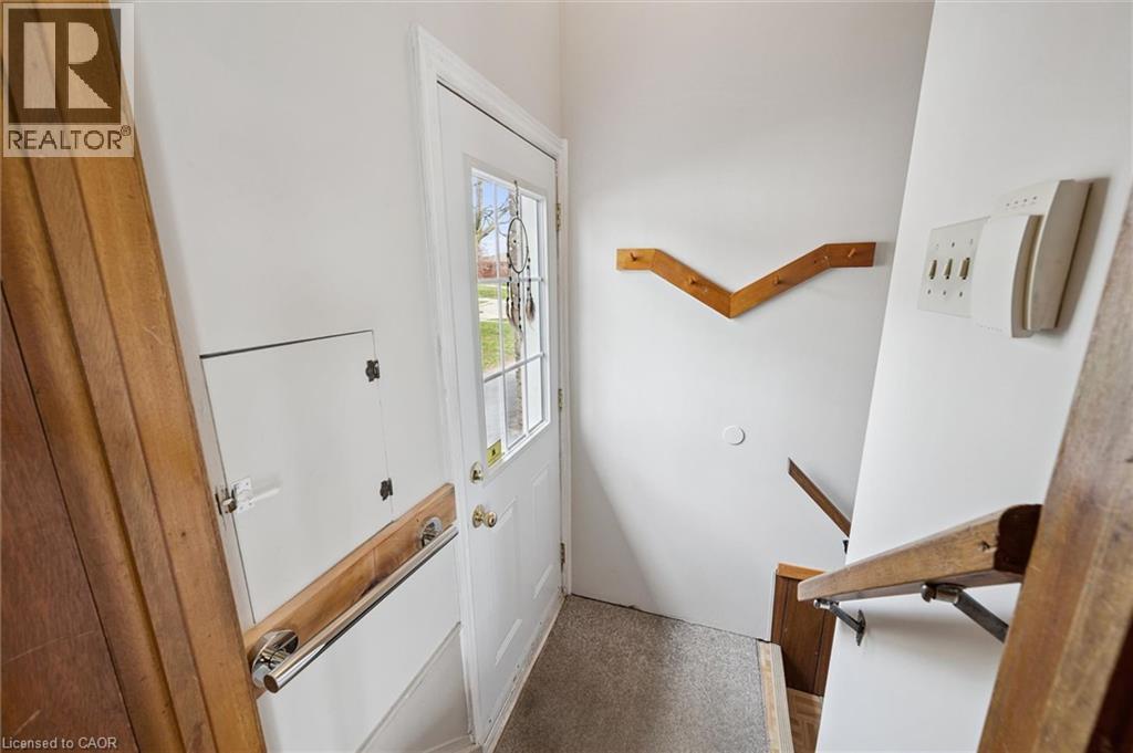 












26 PARKHILL Court

,
Kitchener,




Ontario
N2C2C4

