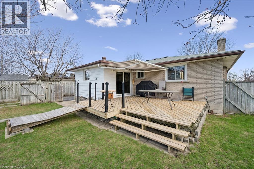 












26 PARKHILL Court

,
Kitchener,




Ontario
N2C2C4

