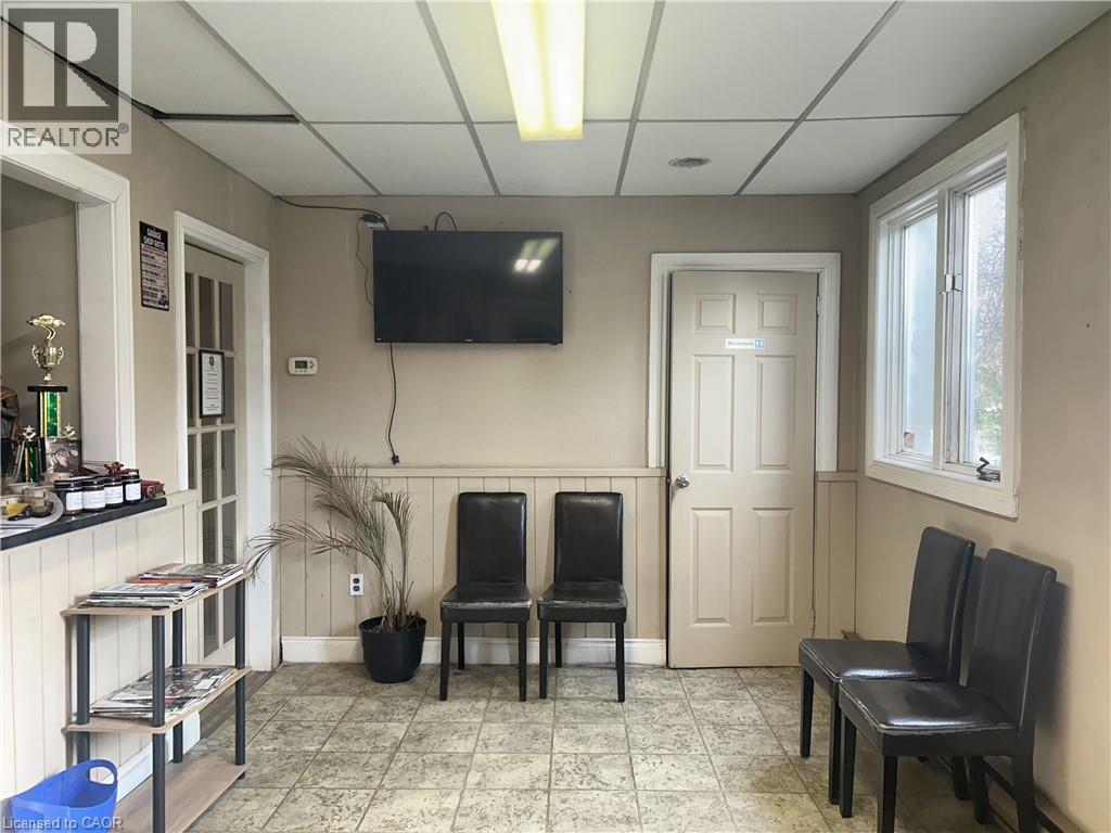 












2222 NORFOLK Street S

,
Simcoe,




Ontario
N3Y4K2

