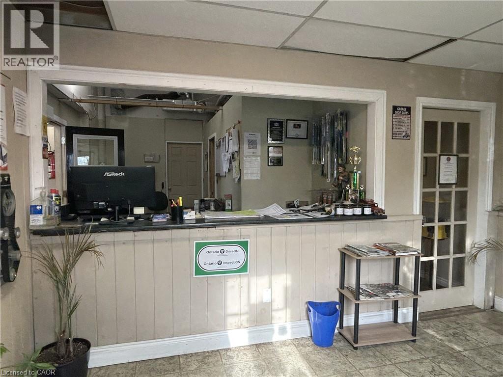 












2222 NORFOLK Street S

,
Simcoe,




Ontario
N3Y4K2


