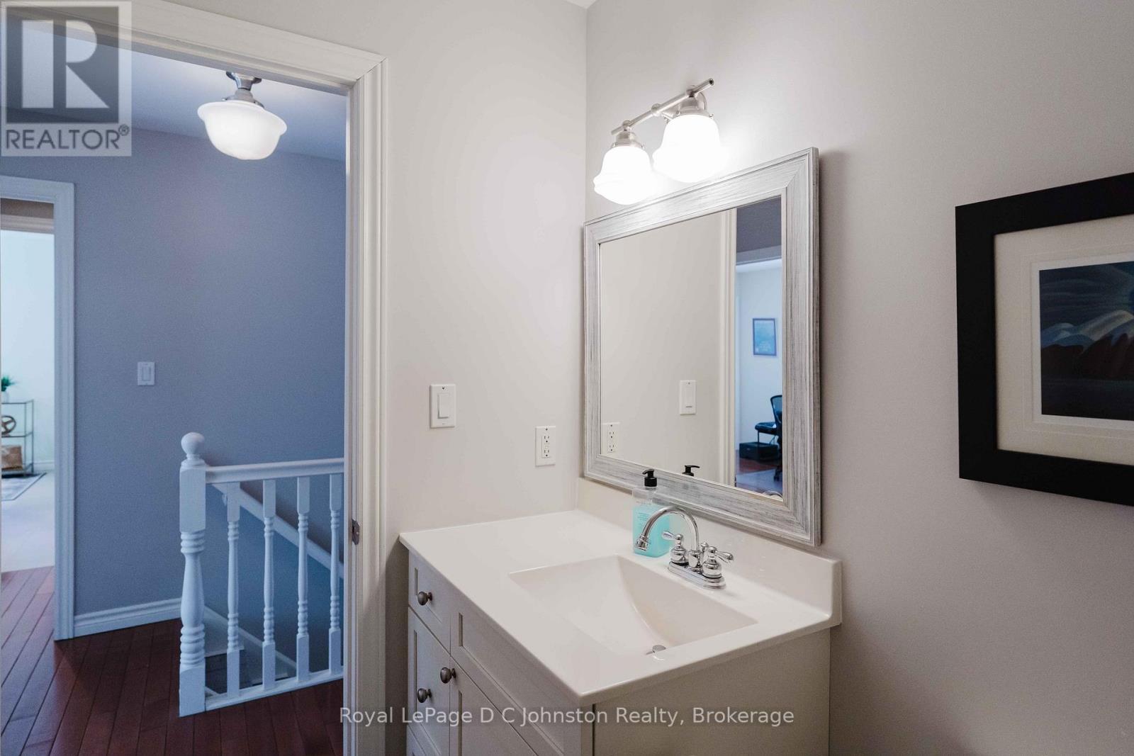 












6 GOBLE PLACE

,
Saugeen Shores,




Ontario
N0H2C5

