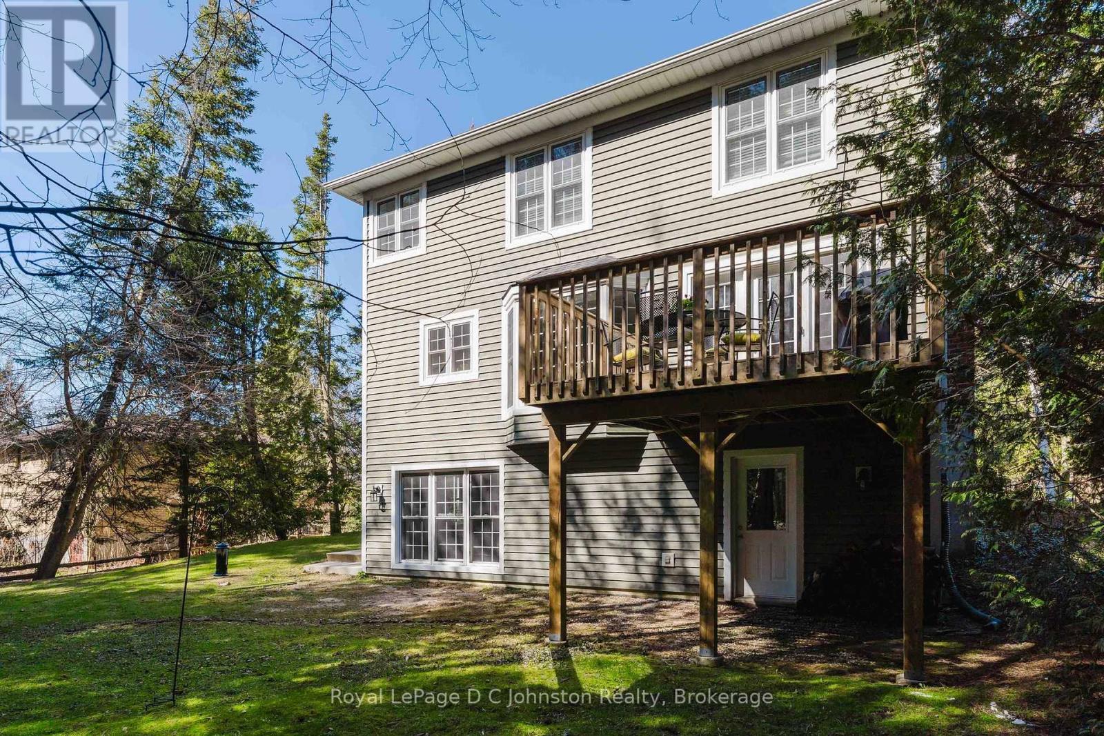 












6 GOBLE PLACE

,
Saugeen Shores,




Ontario
N0H2C5

