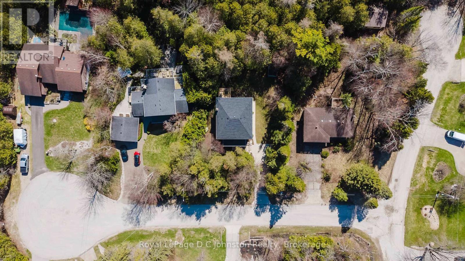 












6 GOBLE PLACE

,
Saugeen Shores,




Ontario
N0H2C5

