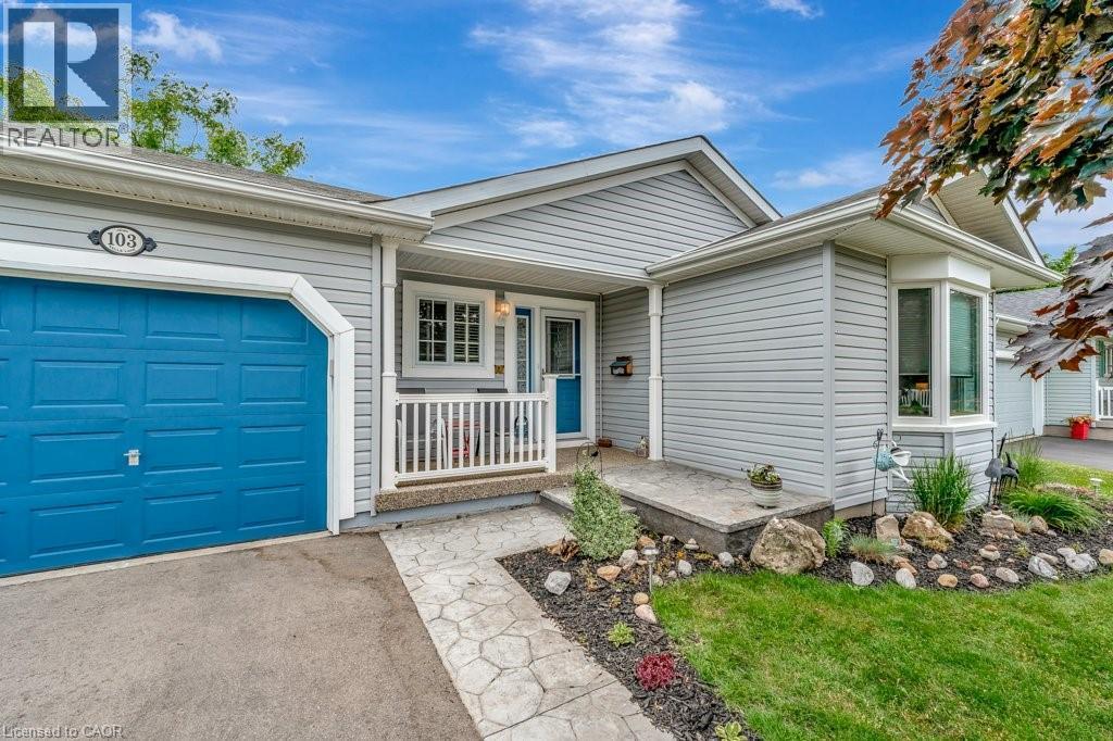 












103 KELLS Lane

,
Freelton,




Ontario
L8B1A5

