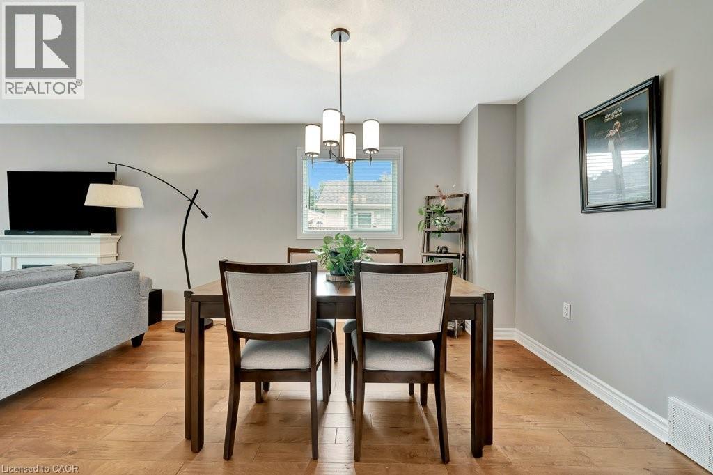 












103 KELLS Lane

,
Freelton,




Ontario
L8B1A5

