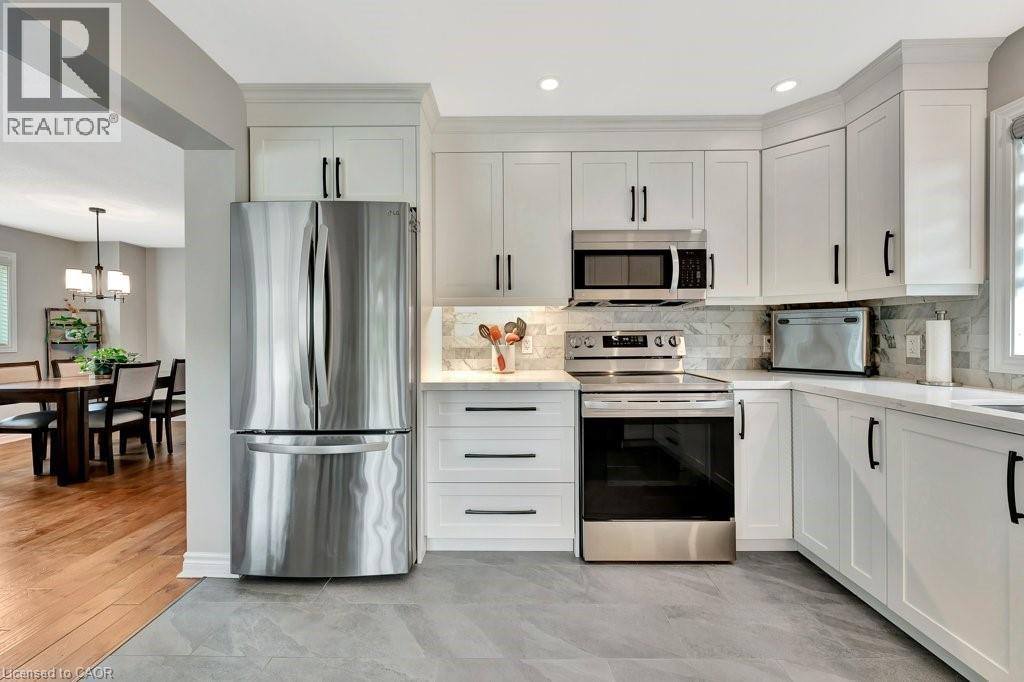 












103 KELLS Lane

,
Freelton,




Ontario
L8B1A5

