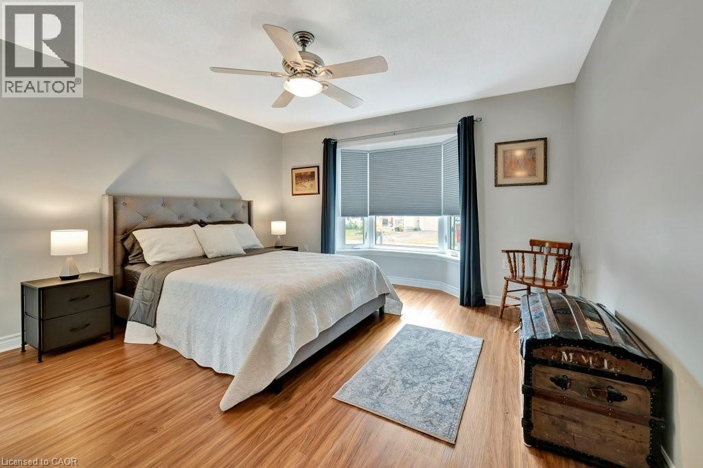 












103 KELLS Lane

,
Freelton,




Ontario
L8B1A5

