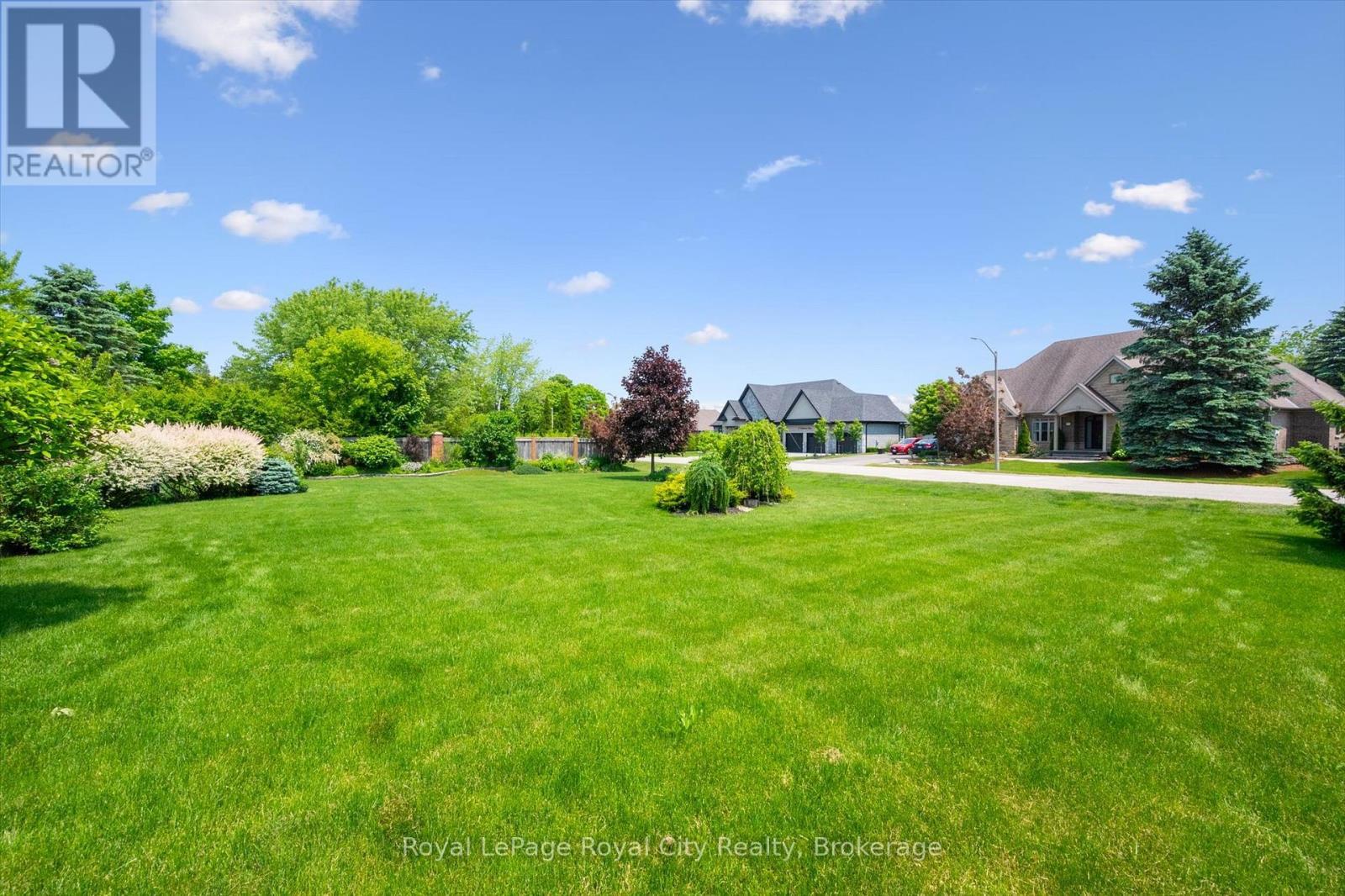 












105 RIVERWALK PLACE

,
Guelph/Eramosa (Rockwood),




Ontario
N0B2K0

