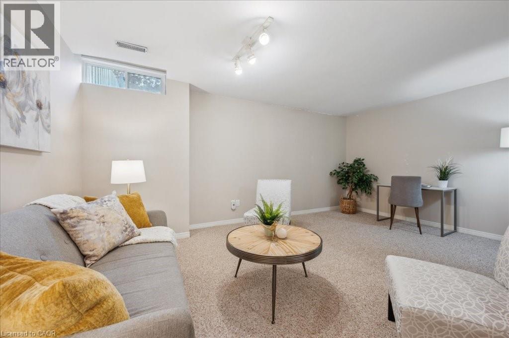












66 RODGERS Road Unit# 2

,
Guelph,




Ontario
N1G4Y5

