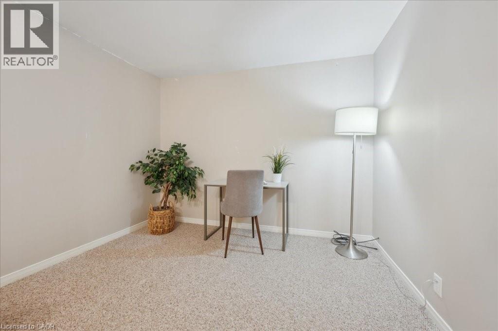 












66 RODGERS Road Unit# 2

,
Guelph,




Ontario
N1G4Y5


