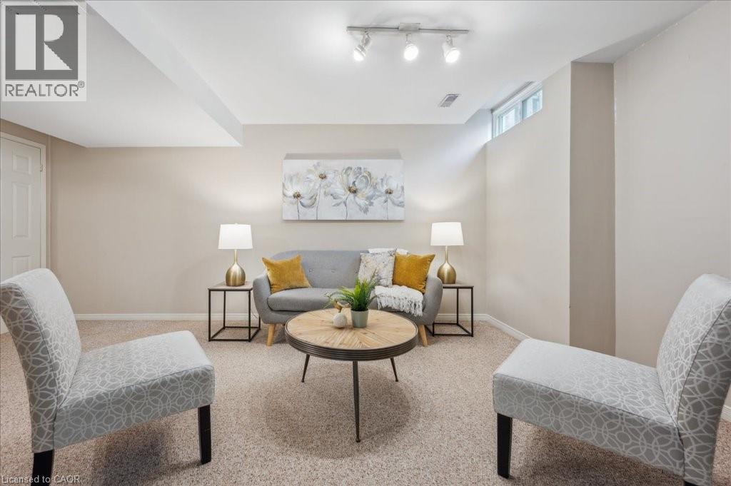












66 RODGERS Road Unit# 2

,
Guelph,




Ontario
N1G4Y5

