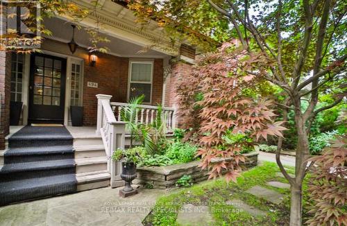 Featured Listing Photo 