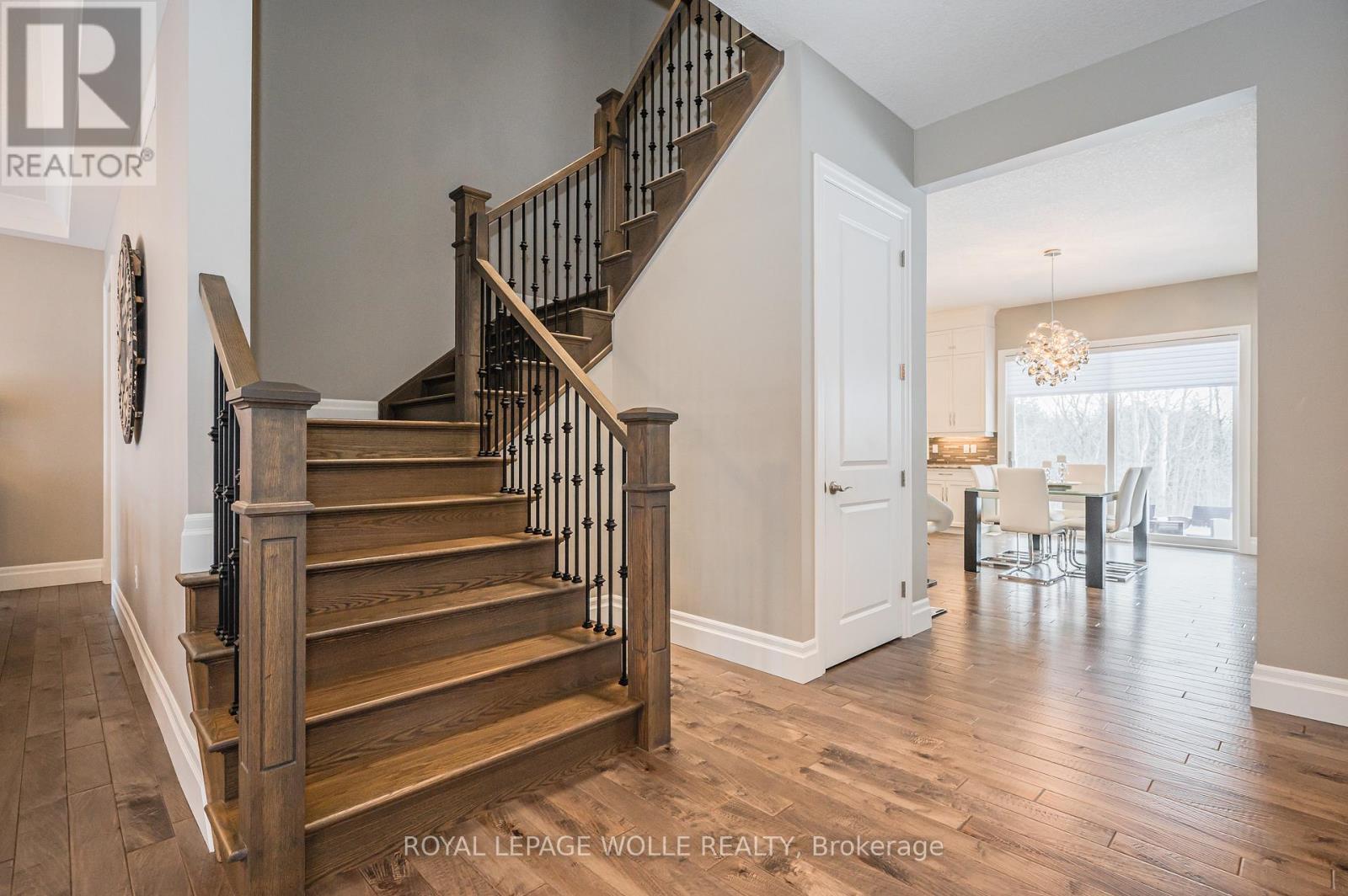 












23 HIGHGROVE COURT

,
Cambridge,




Ontario
N3H4R8

