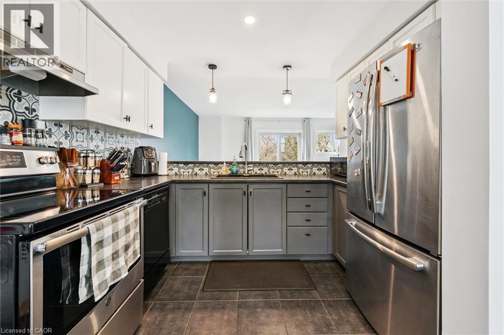 












426 GRANGE Road Unit# 26

,
Guelph,




Ontario
N1E7E4

