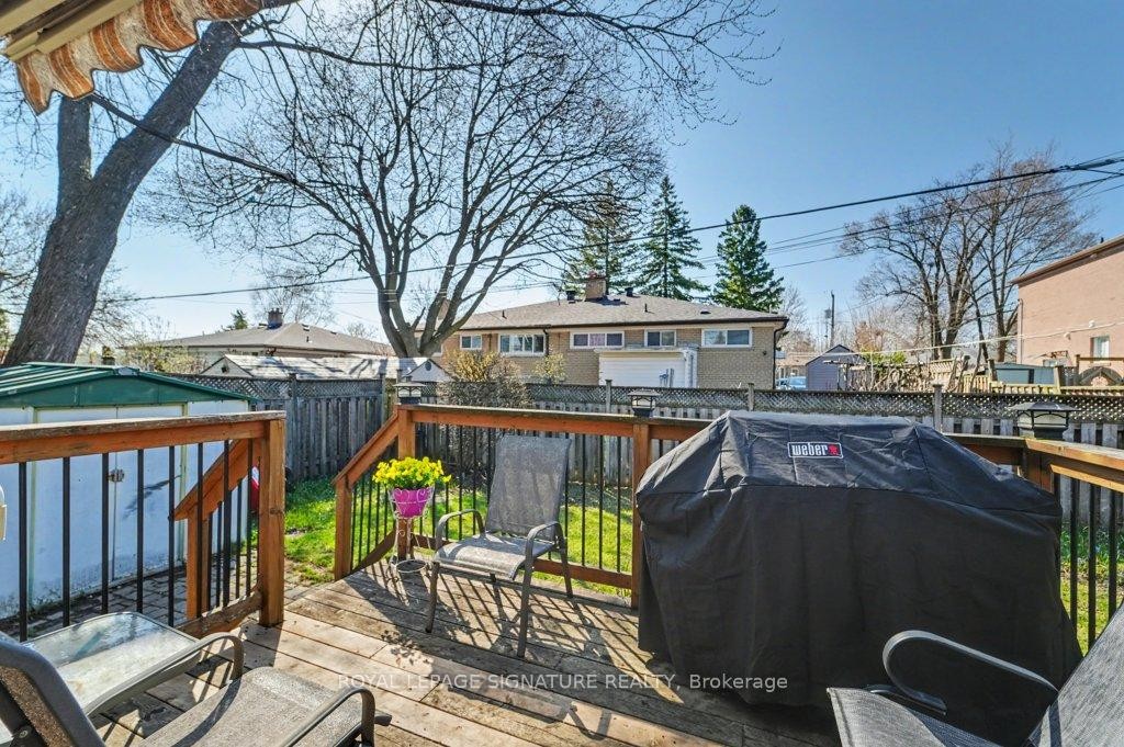 









236


Ashlar

Road,
Richmond Hill,




ON
L4C 2W6

