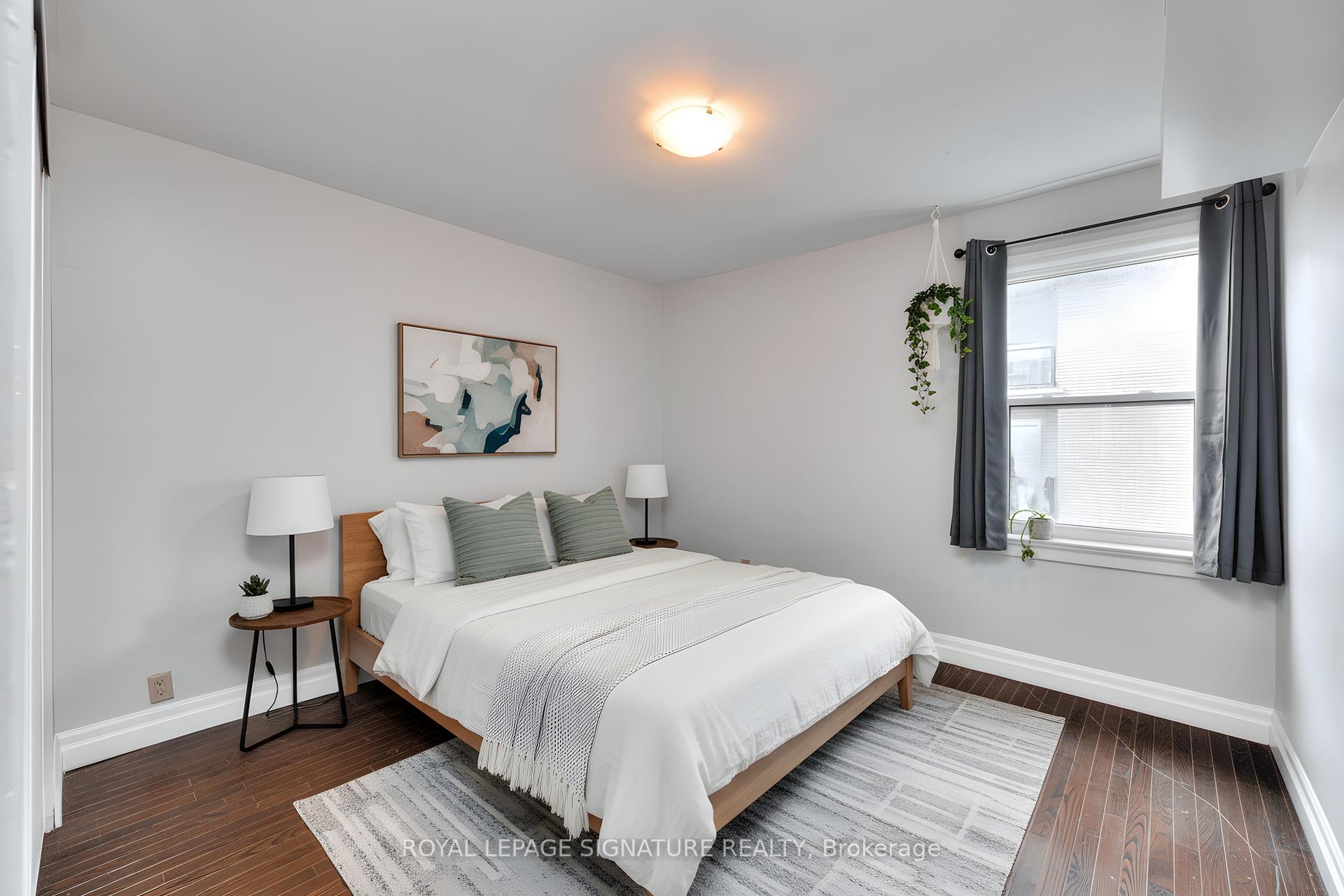 









839


Stirling

Avenue South,
Kitchener,




ON
N2M 3K4

