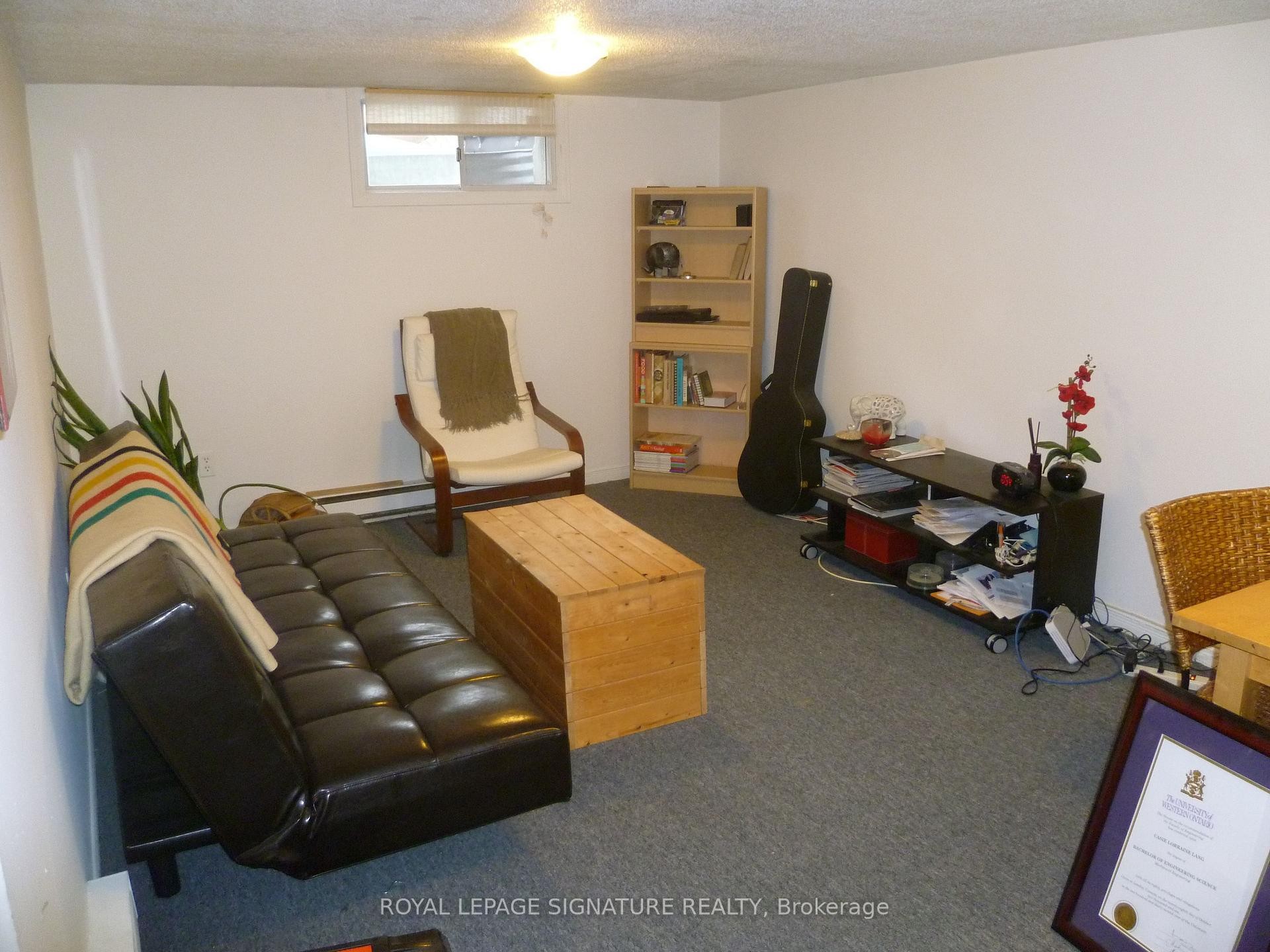 









839


Stirling

Avenue South,
Kitchener,




ON
N2M 3K4

