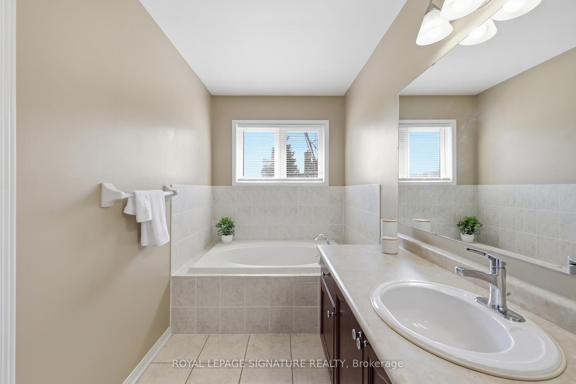 









470


Faith

Drive, 62,
Mississauga,




ON
L5R 4E9

