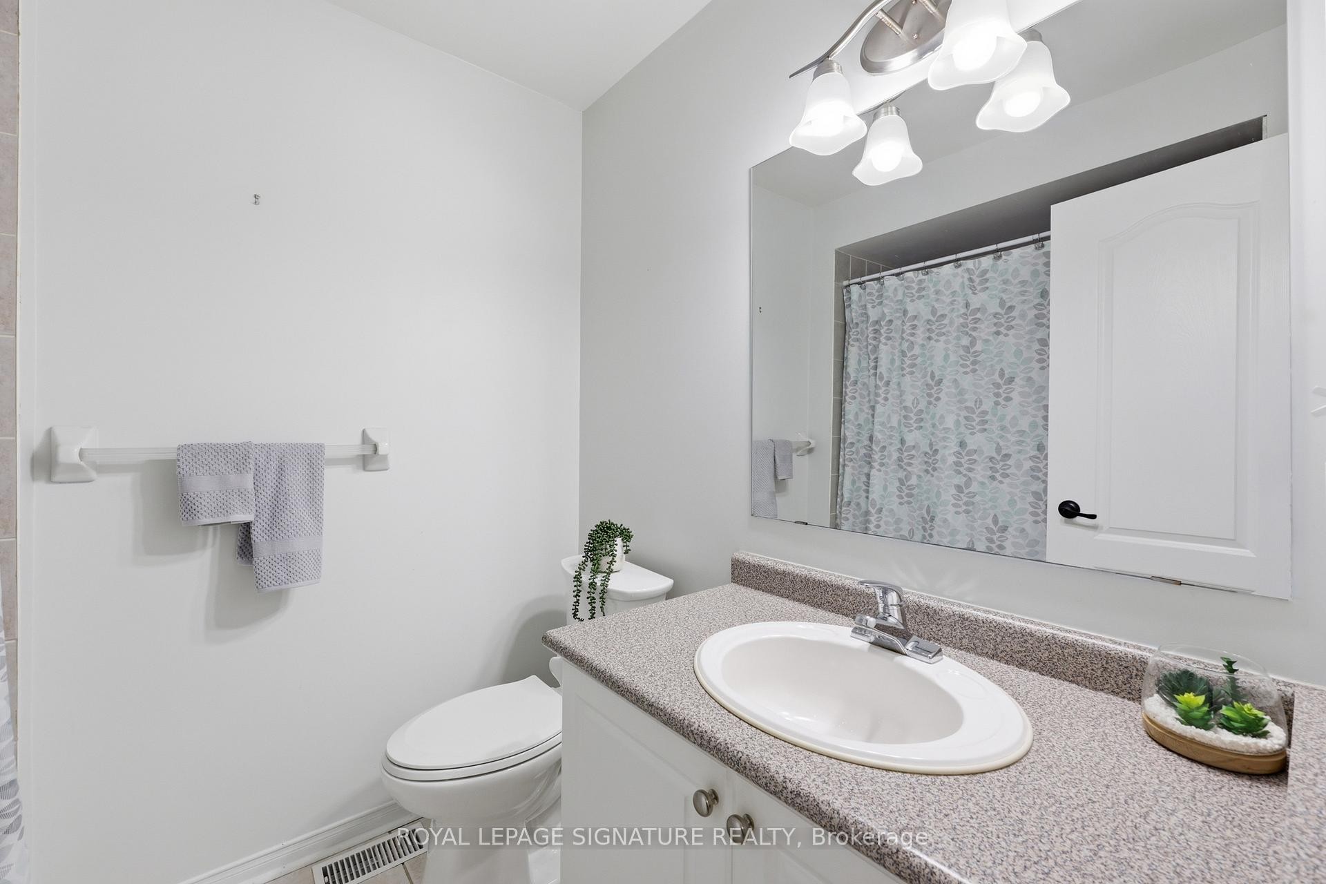 









470


Faith

Drive, 62,
Mississauga,




ON
L5R 4E9

