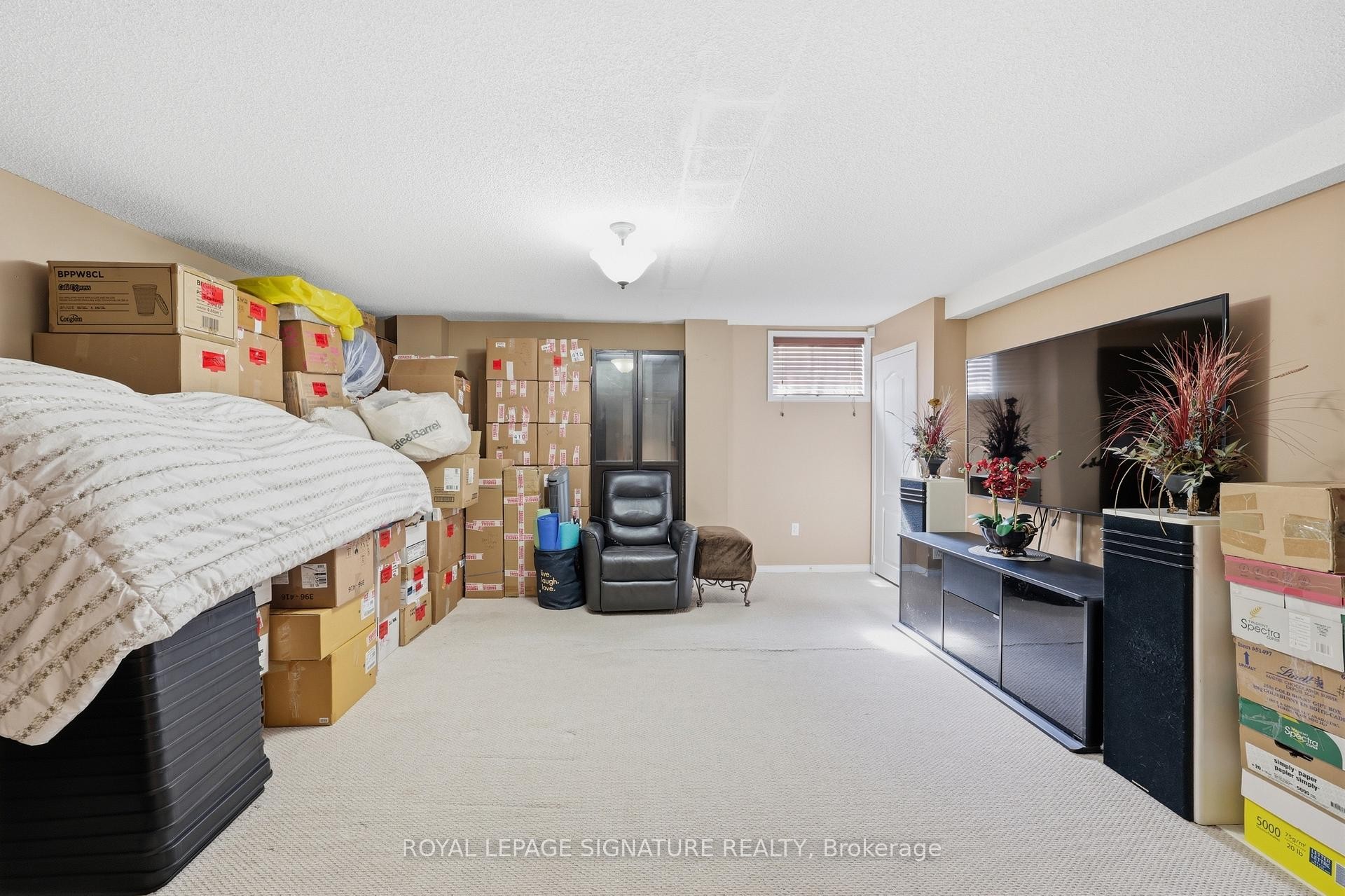 









470


Faith

Drive, 62,
Mississauga,




ON
L5R 4E9

