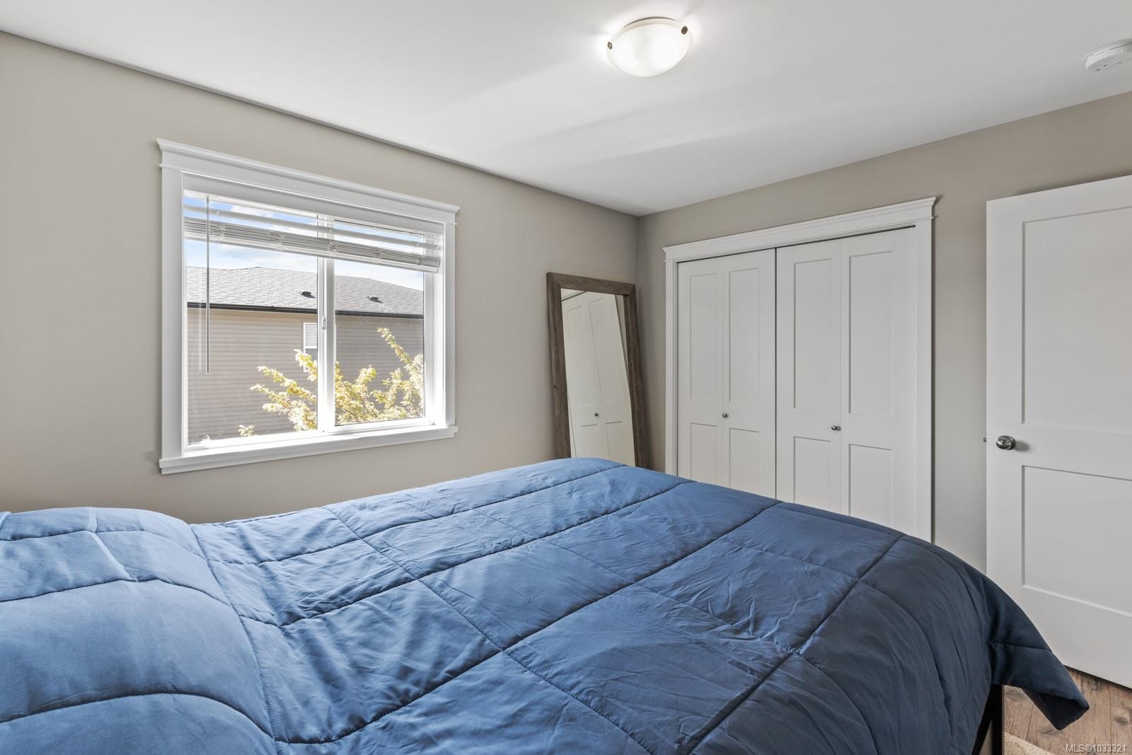 









3349


Bolton

St,
Cumberland,




BC
V0R 1S0

