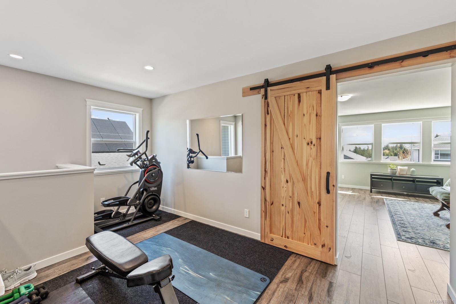 









3349


Bolton

St,
Cumberland,




BC
V0R 1S0

