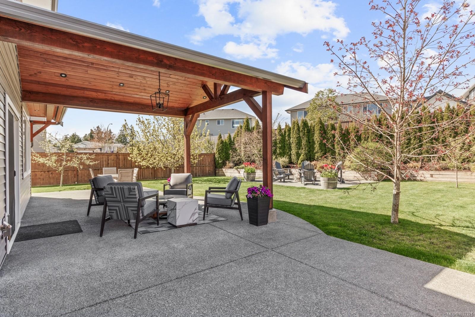 









3349


Bolton

St,
Cumberland,




BC
V0R 1S0

