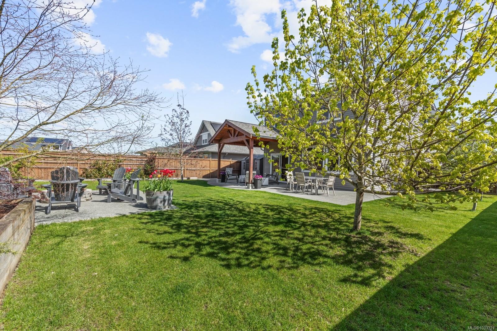 









3349


Bolton

St,
Cumberland,




BC
V0R 1S0

