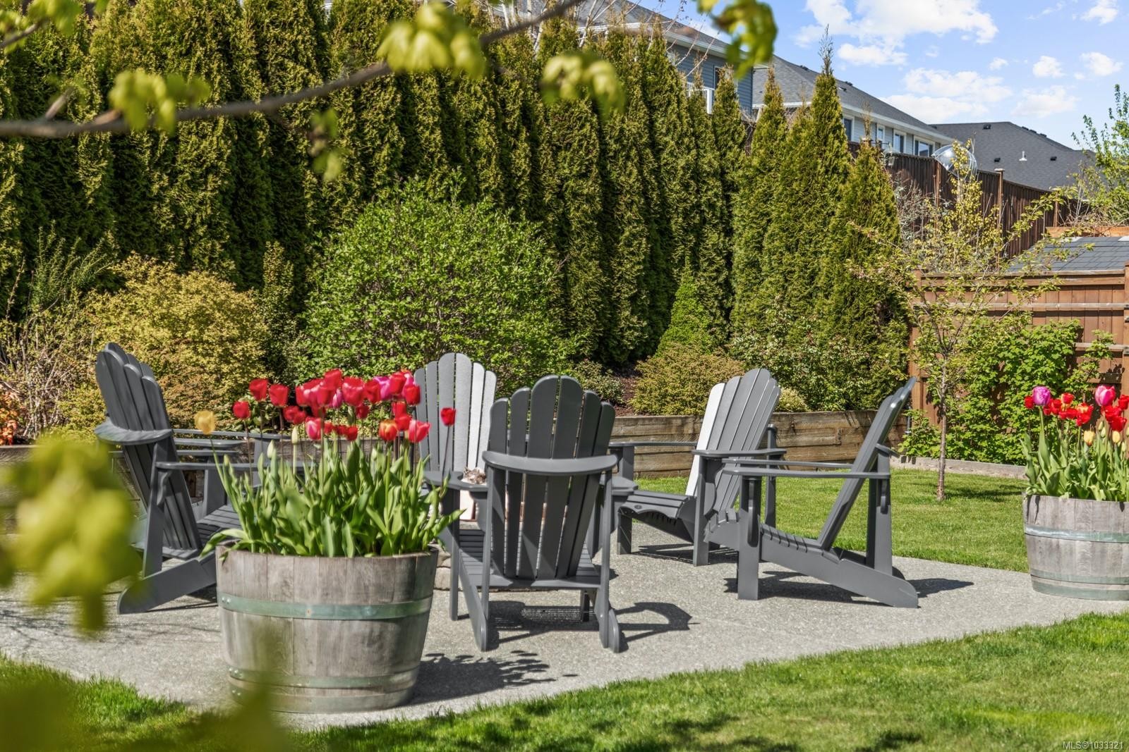 









3349


Bolton

St,
Cumberland,




BC
V0R 1S0

