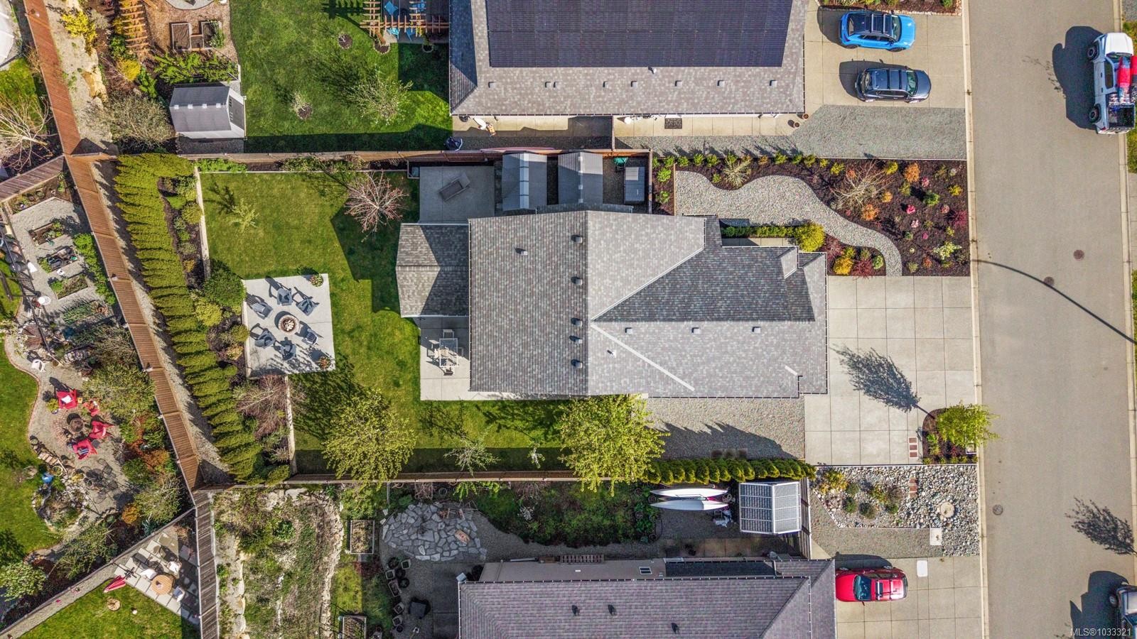 









3349


Bolton

St,
Cumberland,




BC
V0R 1S0

