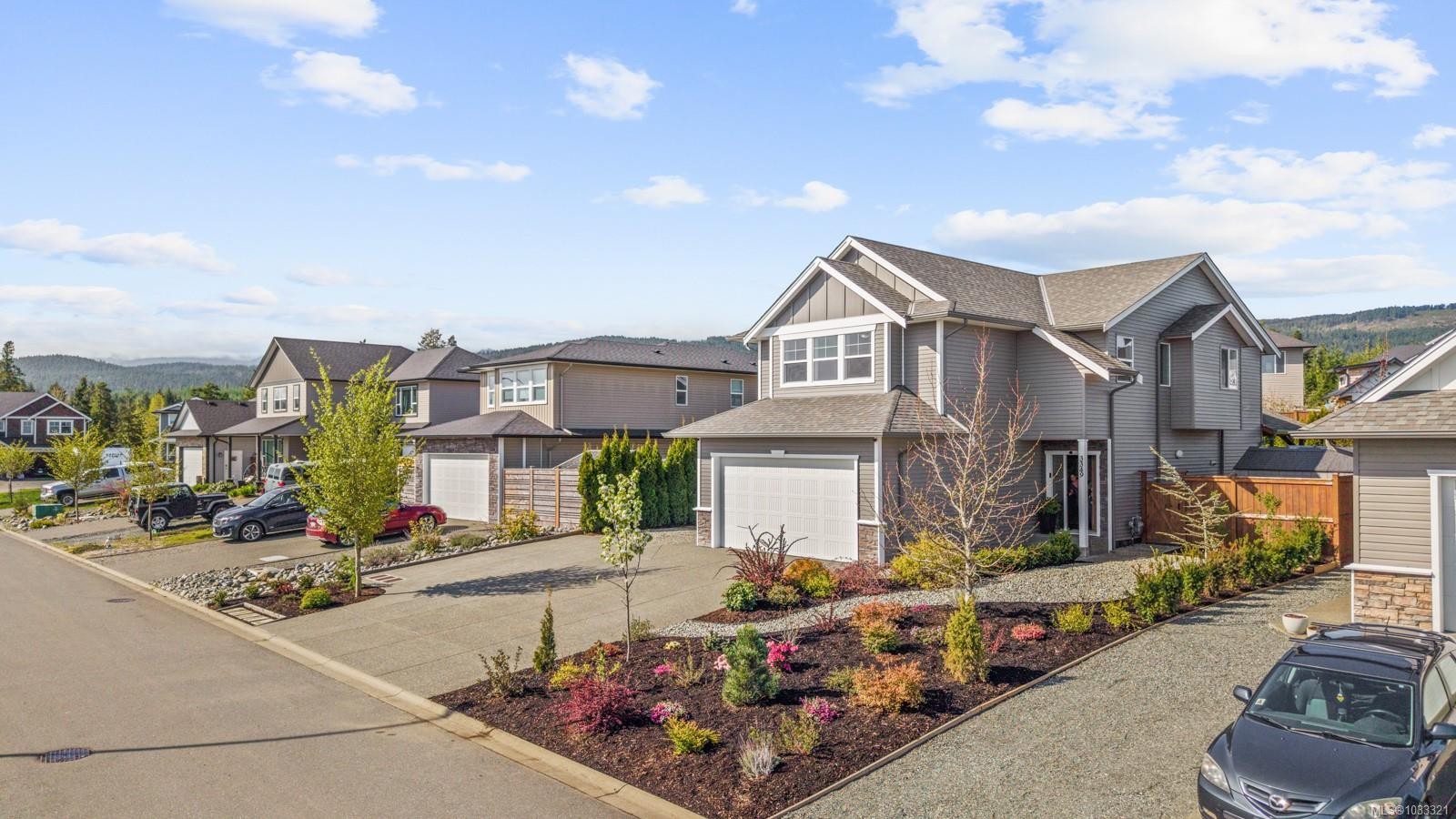 









3349


Bolton

St,
Cumberland,




BC
V0R 1S0

