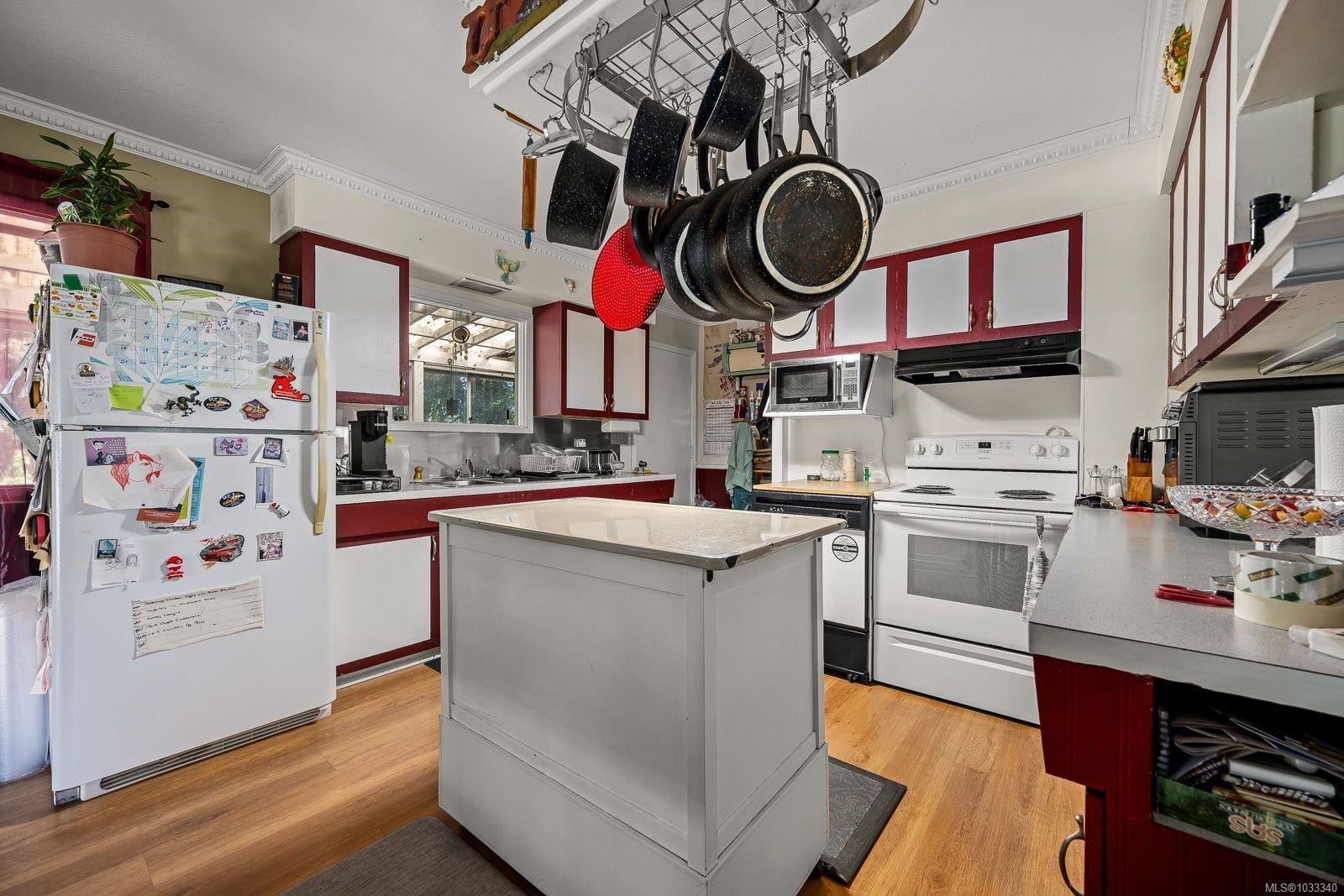 









4732


Oakridge

Dr,
Courtenay,




BC
V9N 6A8

